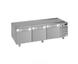 Стол холодильный Apach Chef Line Glpbr167D серии 700 – купить в RuOborudovanie.ru с доставкой до двери Купить стол холодильный apach chef line glpbr167d серии 700 – цена от завода, доставка до двери | RuOborudovanie.ru