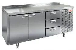 Купить стол охлаждаемый hicold gn 113/tn (-2+10), 2 двери,3 ящ, 1835х700х850 – цена от завода, доставка до двери | RuOborudovanie.ru