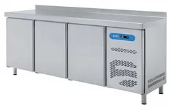 Купить стол холодильный advance eact-111gn (3 двери) eqta (упаковка не новая, нормальная) – цена от завода, доставка до двери | RuOborudovanie.ru
