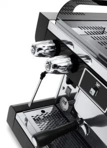Кофемашина Astoria Sae/2 Pratic Avant Xtra красный C.M.A. – купить в Москве по цене завода