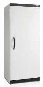 Шкаф холодильный Tefcold Ur600 с глухой дверью – купить в Москве по цене завода