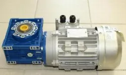 Мотор-редуктор Itpizza для M/Sk-30/40 2S 3ф 5M010507 – купить в Москве с доставкой Мотор-редуктор Itpizza для M/Sk-30/40 2S 3ф 5M010507