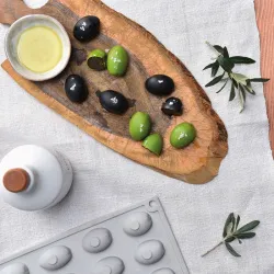 Форма силиконовая "Gourmand олива" 32Х22ММ H18Мм, 7мл, 30 ячеек Gg012S – купить в RuOborudovanie.ru с доставкой до двери Купить форма силиконовая "gourmand олива" 32х22мм h18мм, 7мл, 30 ячеек gg012s – цена от завода, доставка до двери | RuOborudovanie.ru