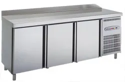 Стол морозильный Coreco MCS200 – купить в Москве с доставкой Купить стол морозильный coreco mcs200 в Москве – цена завода, доставка до двери | RuOborudovanie.ru