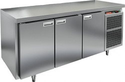 Стол охлаждаемый Hicold GN 111/TN O (-2+10), островн., 3 двери,1835х700х850 – купить в RuOborudovanie.ru с доставкой до двери Купить стол охлаждаемый hicold gn 111/tn o (-2+10), островн., 3 двери,1835х700х850 – цена от завода, доставка до двери | RuOborudovanie.ru