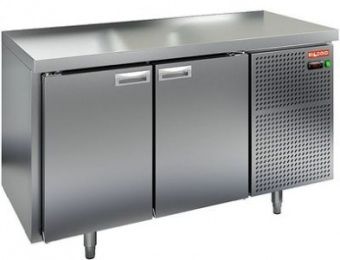 Стол охлаждаемый Hicold GN 11/BT O (-10-18),островн., 2 двери, 1390х700х850 – купить в Москве по цене завода