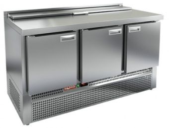Стол для салатов Hicold SLE2-111GN (1/6) (+2+10), 3 двери, 1485х700х850мм, ниж.распол.агрегата – купить в Москве по цене завода