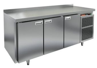 Стол охлаждаемый Hicold GN 111/TN (-2+10), 3 двери, 1835х700х850 – купить в Москве по цене завода